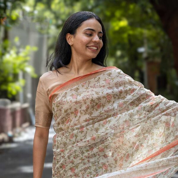 Eshaa Coral Kota Doria Handwoven Cotton Silk Saree